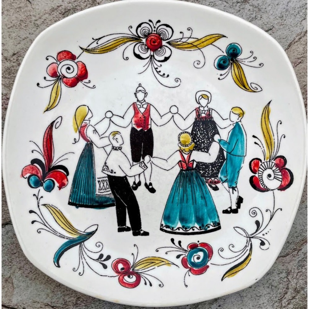 Inger Waage Folkvisan Stavangerflint Norway Folk Dance Plate Scandinavian 8 Inch
